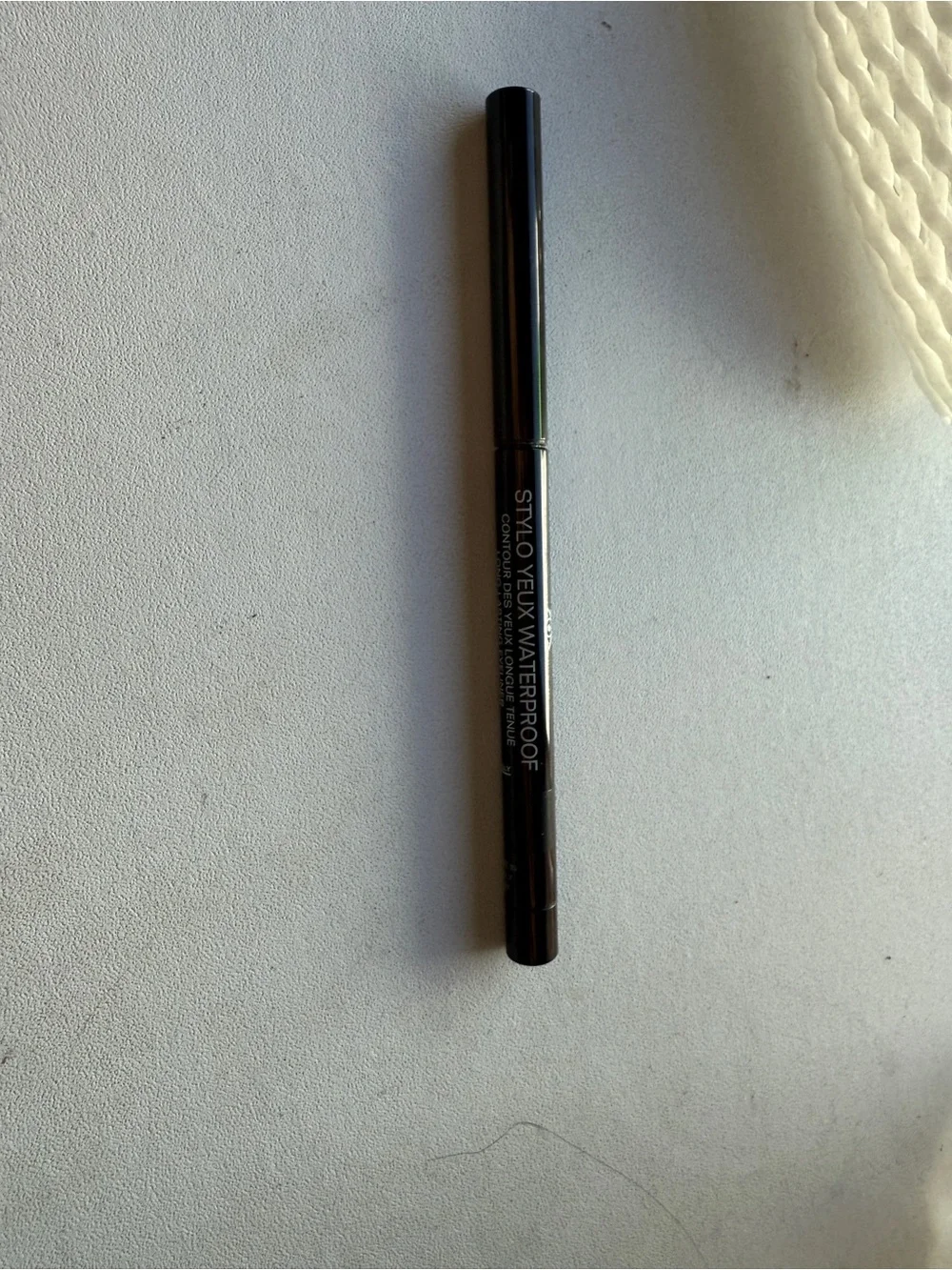 CHANEL used sleek